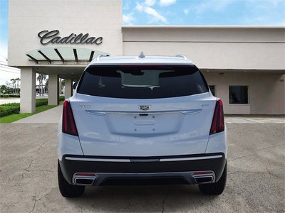 2022 Cadillac XT5 Premium Luxury