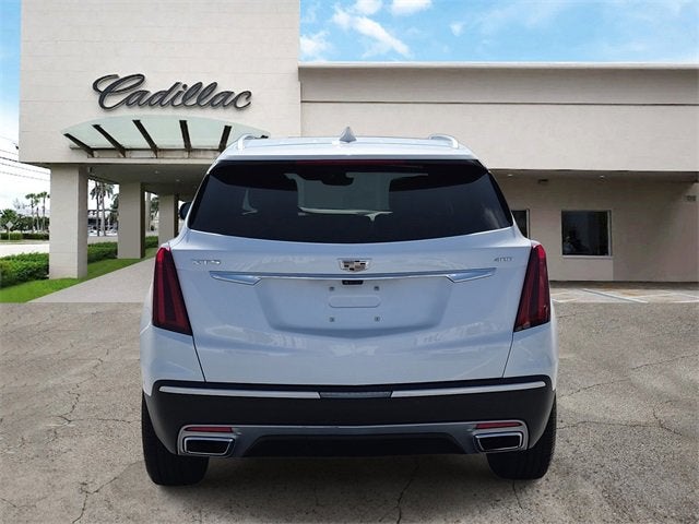 2022 Cadillac XT5 Premium Luxury