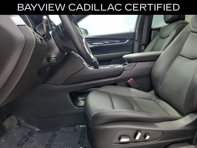 2022 Cadillac XT5 Premium Luxury