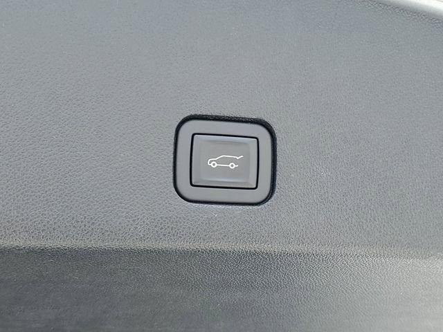 2023 Cadillac XT6 Luxury