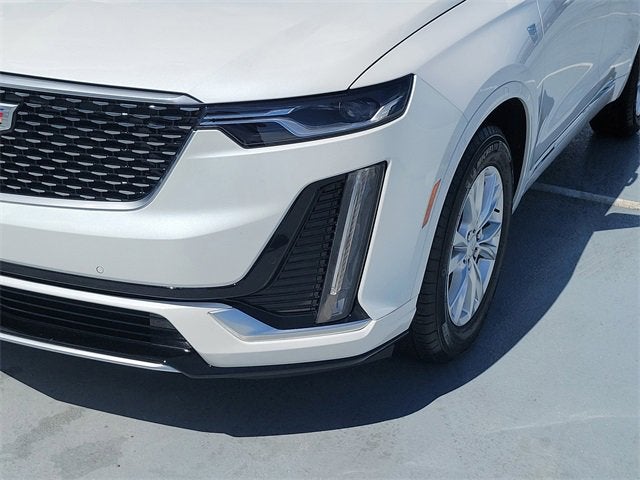 2025 Cadillac XT6 Luxury