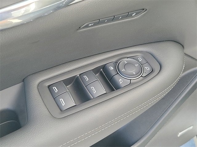 2025 Cadillac XT6 Luxury