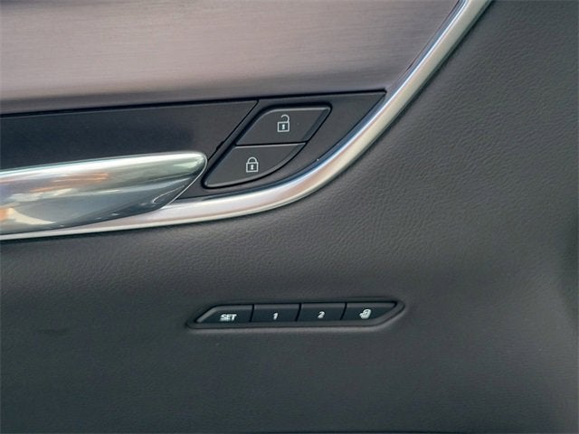 2025 Cadillac XT6 Luxury