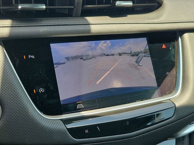 2025 Cadillac XT6 Luxury