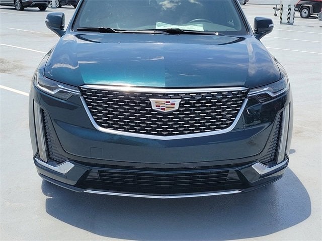 2025 Cadillac XT6 Luxury