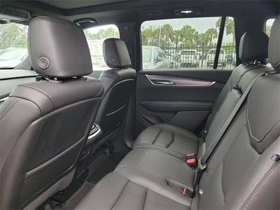 2025 Cadillac XT6 Luxury