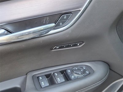 2025 Cadillac XT6 Luxury