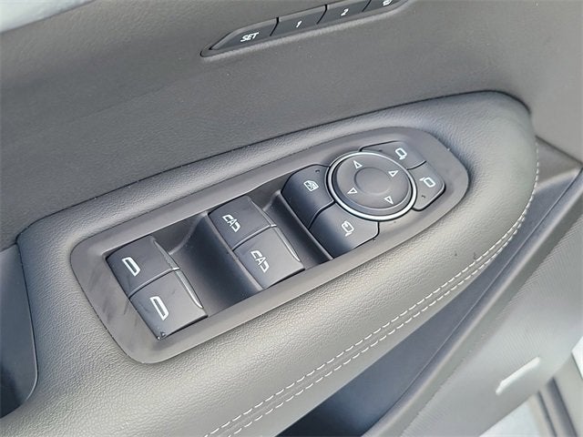 2025 Cadillac XT6 Luxury