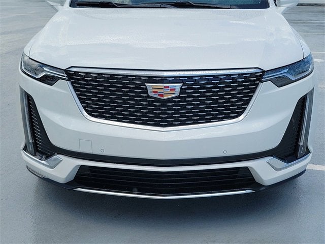 2025 Cadillac XT6 Luxury