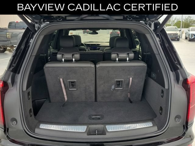 2025 Cadillac XT6 Luxury