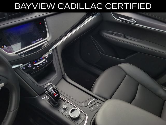 2025 Cadillac XT6 Luxury