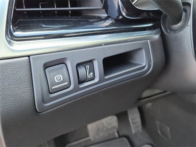 2025 Cadillac XT6 Luxury