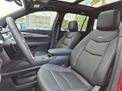 2025 Cadillac XT6 Luxury