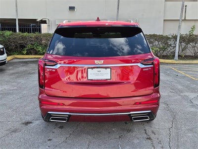 2025 Cadillac XT6 Luxury