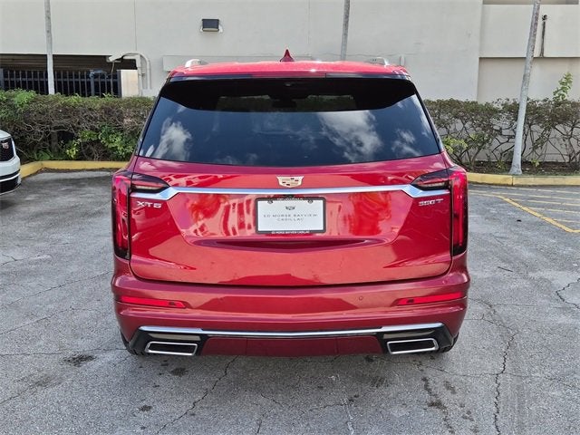 2025 Cadillac XT6 Luxury