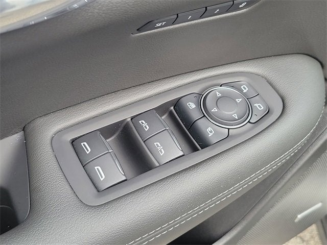 2025 Cadillac XT6 Luxury