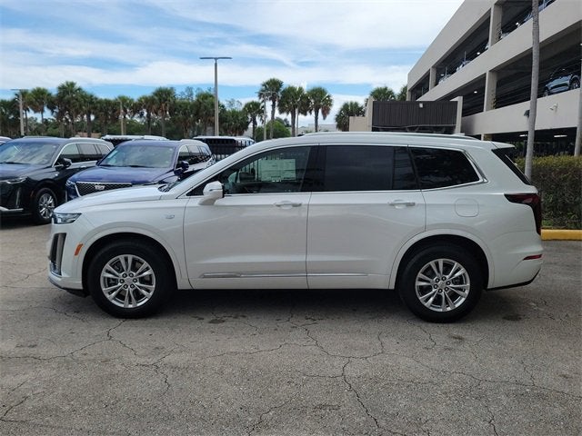 2025 Cadillac XT6 Luxury