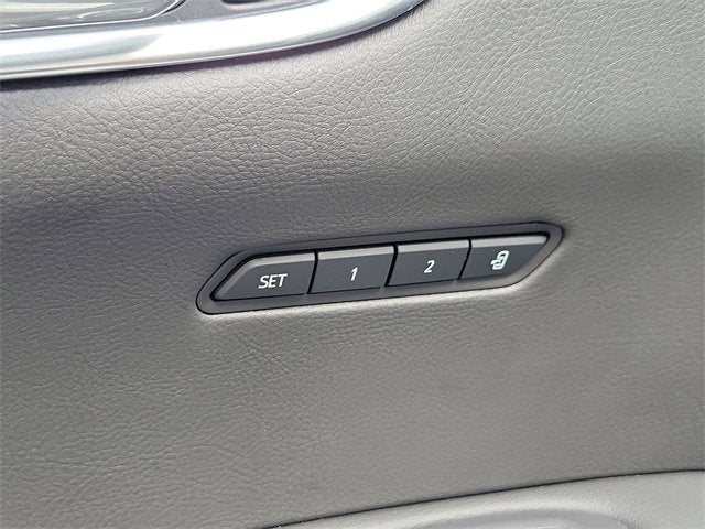 2025 Cadillac XT6 Luxury