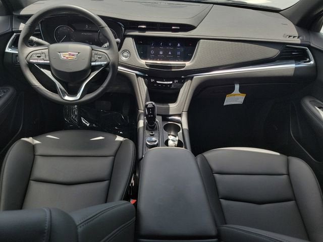 2025 Cadillac XT6 Luxury