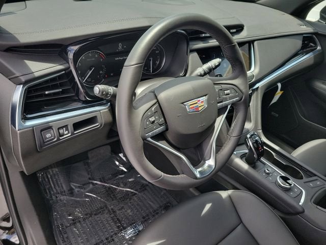 2025 Cadillac XT6 Luxury