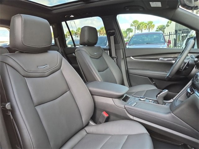 2025 Cadillac XT6 Sport