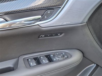 2025 Cadillac XT6 Sport