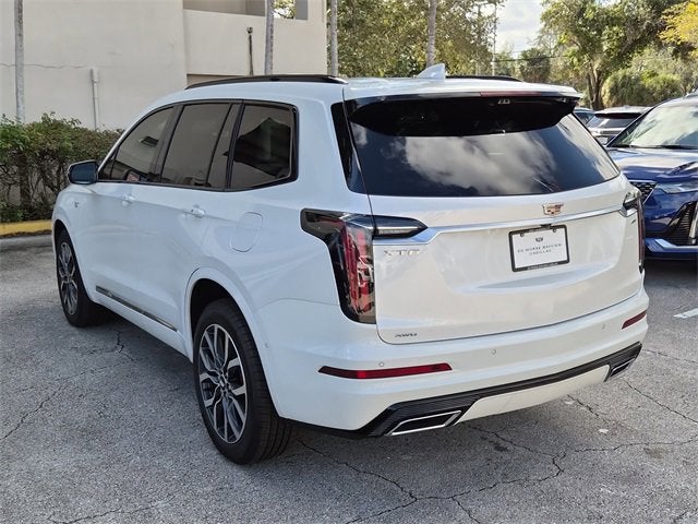2025 Cadillac XT6 Sport