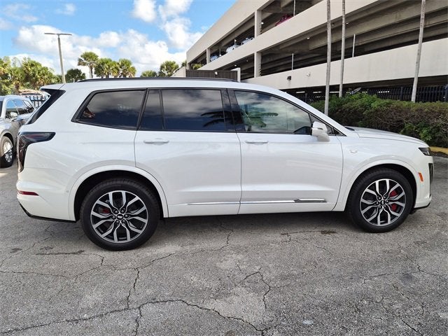 2025 Cadillac XT6 Sport