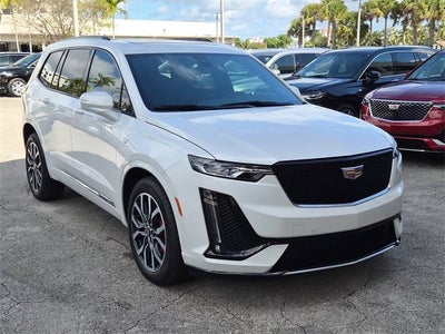 2025 Cadillac XT6 Sport