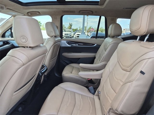 2023 Cadillac XT6 Sport