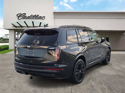 2023 Cadillac XT6 Sport