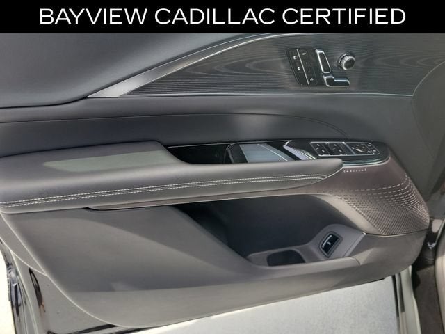2025 Cadillac LYRIQ Luxury 1