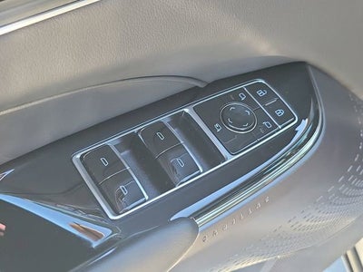 2025 Cadillac LYRIQ Luxury 1