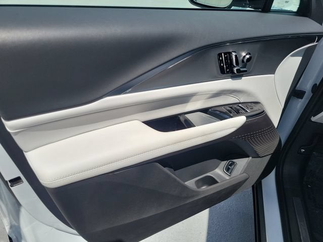 2027 Cadillac LYRIQ Luxury