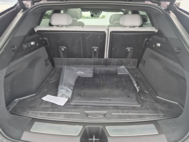 2026 Cadillac LYRIQ Premium Luxury