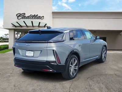 2025 Cadillac LYRIQ Luxury 2