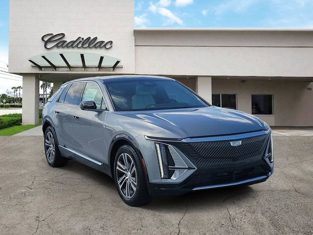 2025 Cadillac LYRIQ Luxury 2