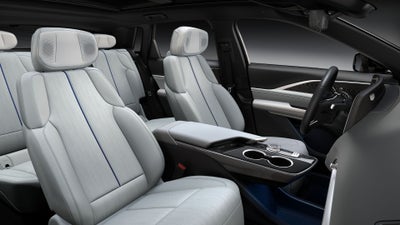 2025 Cadillac LYRIQ Luxury 2