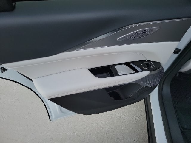 2027 Cadillac LYRIQ Premium Luxury