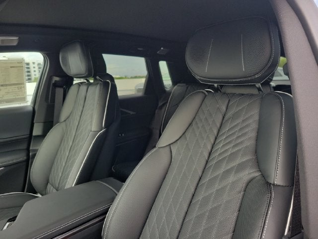 2027 Cadillac LYRIQ Signature Luxury