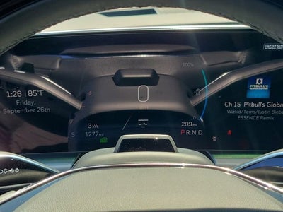 2025 Cadillac LYRIQ Luxury 3