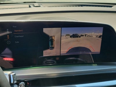 2025 Cadillac LYRIQ Luxury 3