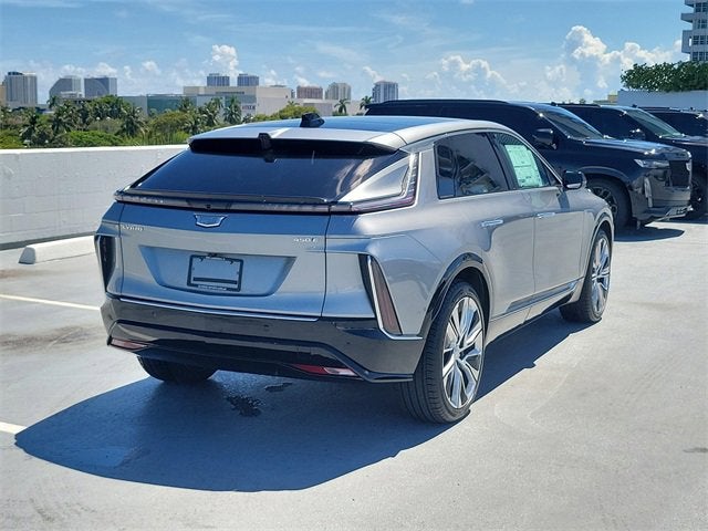 2025 Cadillac LYRIQ Luxury 3
