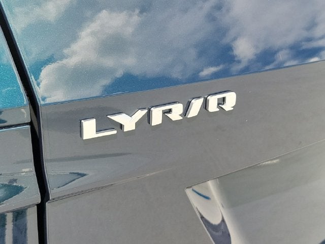2027 Cadillac LYRIQ Signature Luxury