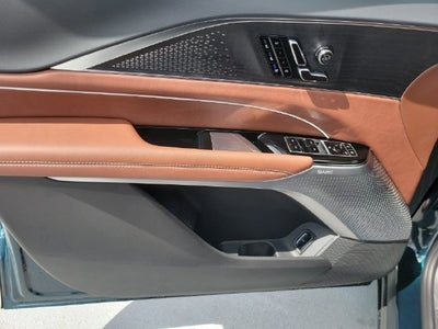 2027 Cadillac LYRIQ Signature Luxury