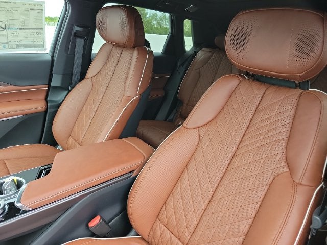 2027 Cadillac LYRIQ Signature Luxury