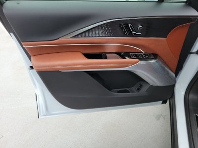 2027 Cadillac LYRIQ Signature Luxury