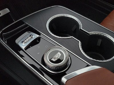 2027 Cadillac LYRIQ Signature Luxury