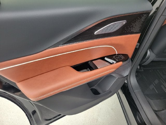 2027 Cadillac LYRIQ Signature Luxury