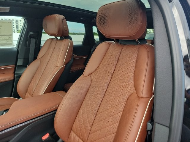 2027 Cadillac LYRIQ Signature Luxury